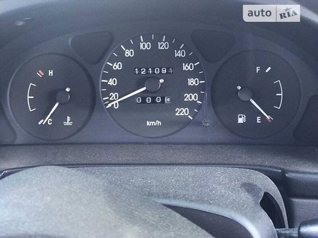 Daewoo Lanos 2010  випуску Київ з двигуном 0 л бензин седан механіка за 2500 долл. 