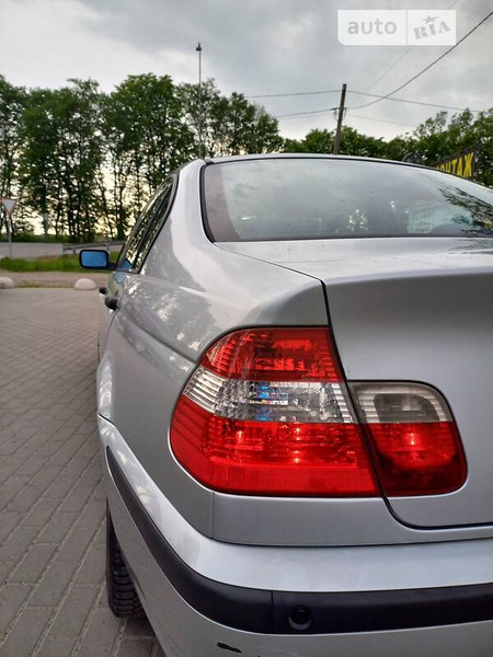 BMW 318 2002  випуску Львів з двигуном 2 л бензин седан механіка за 4400 долл. 