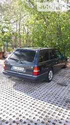 Mercedes-Benz E 320 1995 Київ 3.2 л  універсал автомат к.п.