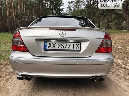 Mercedes-Benz E 500 2004  випуску Харків з двигуном 5 л  седан автомат за 6550 долл. 