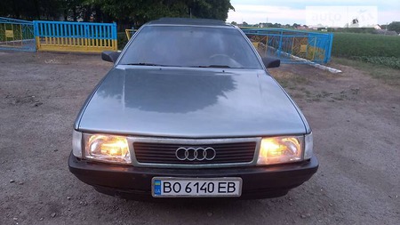 Audi 100 1990  випуску Тернопіль з двигуном 2.5 л дизель седан механіка за 1999 долл. 