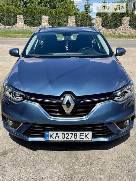 Renault Megane 2016  випуску Київ з двигуном 1.5 л дизель універсал механіка за 11500 долл. 