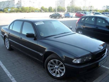 BMW 740 1999  випуску Донецьк з двигуном 4.4 л  седан автомат за 9000 долл. 