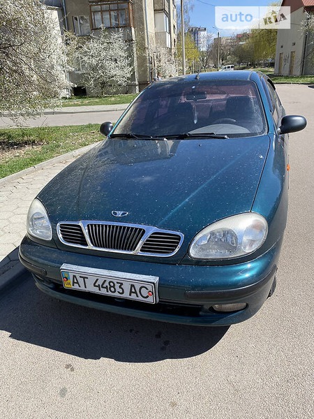 Daewoo Lanos 2005  випуску Івано-Франківськ з двигуном 1.5 л бензин седан механіка за 3200 долл. 