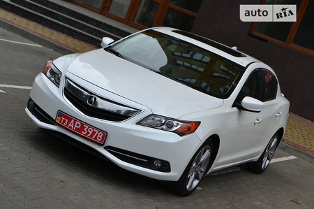 Acura ILX 2013  випуску Луцьк з двигуном 1.5 л гібрид седан автомат за 11700 долл. 