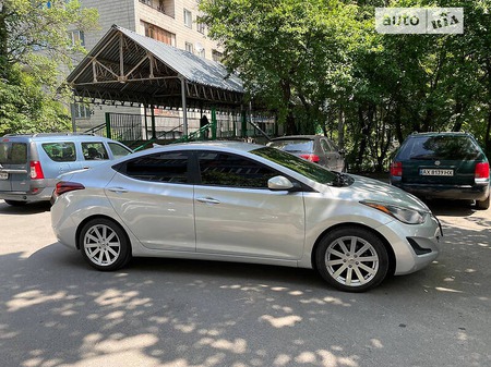 Hyundai Elantra 2014  випуску Київ з двигуном 1.8 л бензин седан автомат за 8000 долл. 