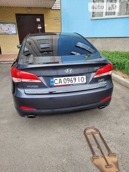 Hyundai i40 2012  випуску Черкаси з двигуном 1.7 л дизель седан автомат за 9200 долл. 