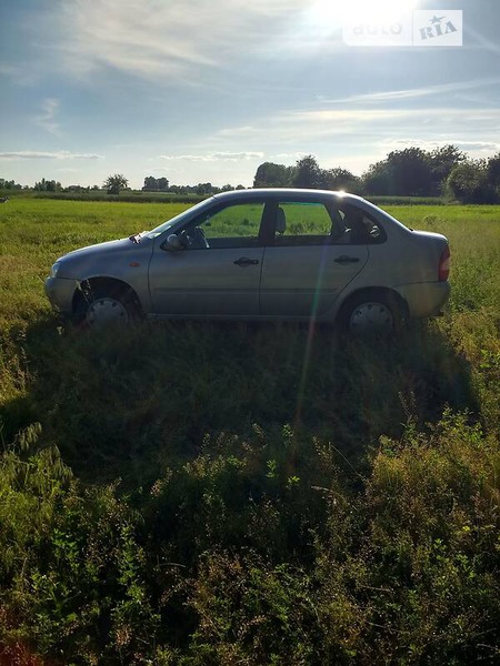 Lada 1118 2008  випуску Чернігів з двигуном 0 л  седан механіка за 2800 долл. 