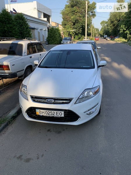 Ford Mondeo 2013  випуску Одеса з двигуном 2 л дизель хэтчбек автомат за 10000 долл. 