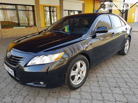 Toyota Camry 2008  випуску Черкаси з двигуном 2.4 л бензин седан автомат за 7300 долл. 