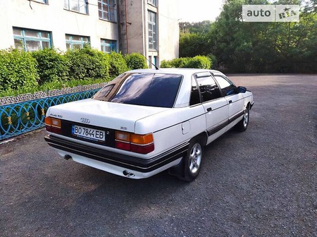 Audi 100 1989  випуску Тернопіль з двигуном 2.3 л  седан механіка за 2350 долл. 