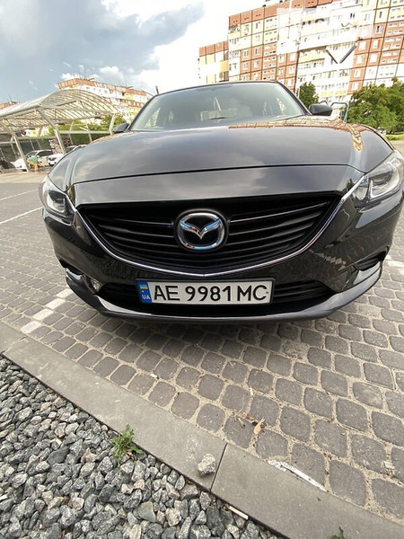 Mazda 6 2015  випуску Дніпро з двигуном 2.5 л бензин седан автомат за 14000 долл. 