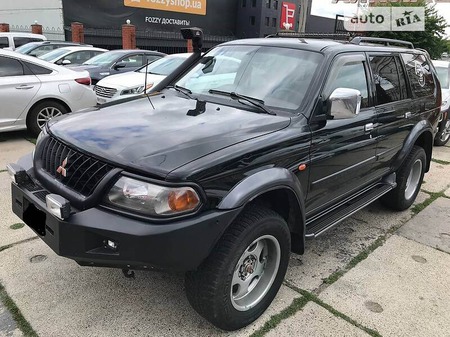 Mitsubishi Pajero 2000  випуску Одеса з двигуном 3 л  позашляховик автомат за 7200 долл. 