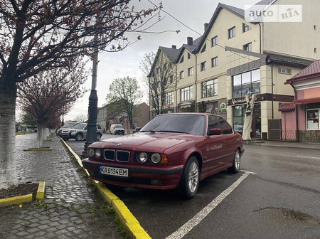 BMW 520 1994  випуску Ужгород з двигуном 2 л  седан автомат за 3500 долл. 