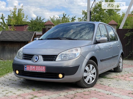 Renault Scenic 2004  випуску Вінниця з двигуном 1.6 л бензин мінівен механіка за 3600 долл. 