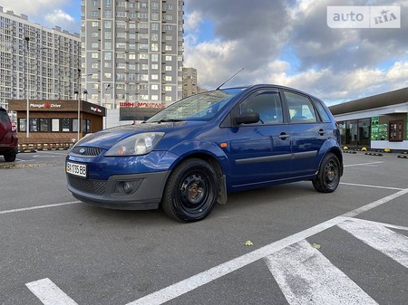 Ford Fiesta 2008  випуску Кропивницький з двигуном 1.4 л бензин хэтчбек механіка за 4800 долл. 