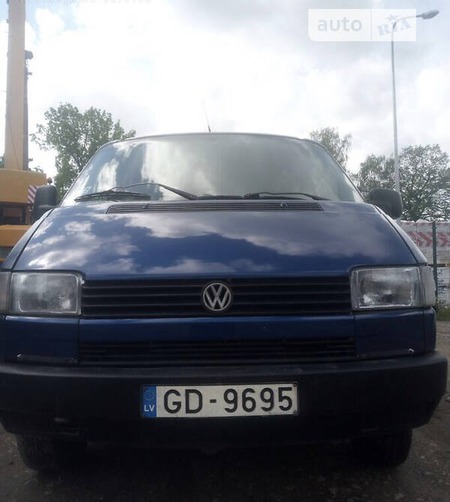 Volkswagen Transporter 1990  випуску Київ з двигуном 1.9 л дизель мінівен механіка за 4500 долл. 