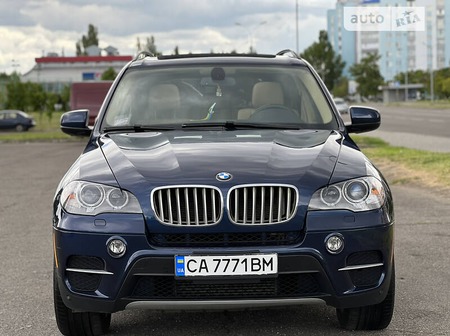 BMW X5 2012  випуску Черкаси з двигуном 3 л бензин позашляховик автомат за 17999 долл. 