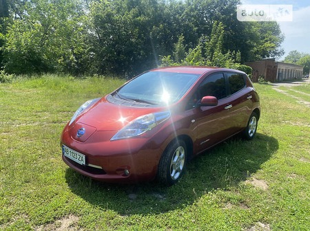 Nissan Leaf 2013  випуску Вінниця з двигуном 0 л електро хэтчбек автомат за 11444 долл. 