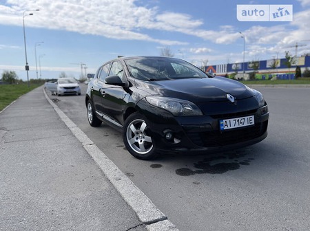 Renault Megane 2011  випуску Київ з двигуном 1.5 л дизель хэтчбек механіка за 6895 долл. 