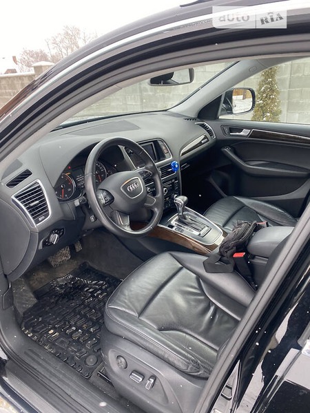 Audi Q5 2014  випуску Чернігів з двигуном 2 л бензин позашляховик автомат за 18900 долл. 