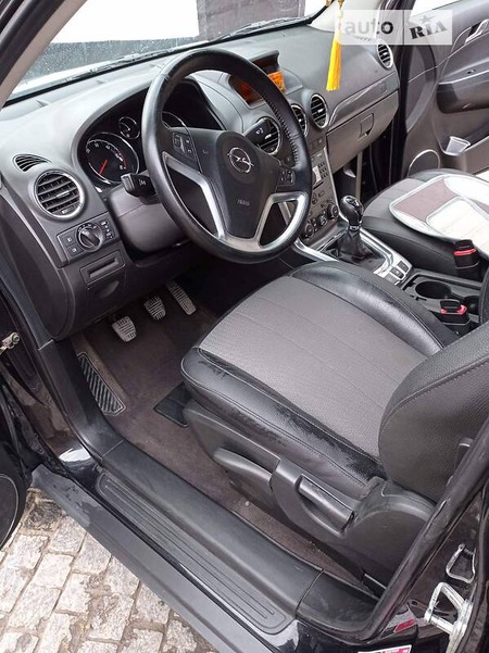 Opel Antara 2013  випуску Тернопіль з двигуном 2.2 л дизель позашляховик механіка за 13150 долл. 