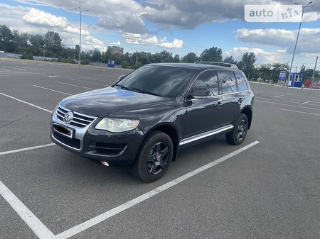 Volkswagen Touareg 2009  випуску Київ з двигуном 3 л дизель позашляховик автомат за 9950 долл. 