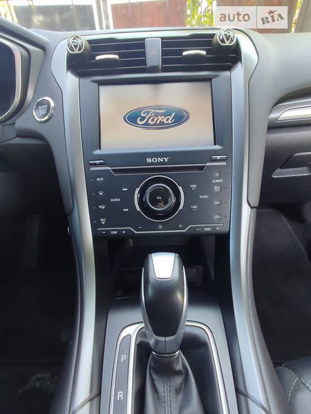 Ford Fusion 2014  випуску Черкаси з двигуном 2 л бензин седан автомат за 11500 долл. 