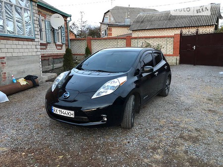 Nissan Leaf 2013  випуску Харків з двигуном 0 л електро хэтчбек автомат за 14200 долл. 