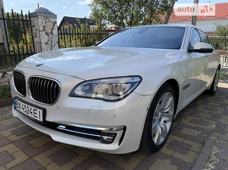 BMW 740 2015  випуску Хмельницький з двигуном 3 л дизель седан автомат за 42000 долл. 