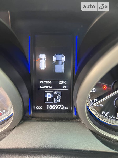 Toyota Land Cruiser Prado 2014  випуску Ужгород з двигуном 3 л дизель позашляховик автомат за 35000 долл. 
