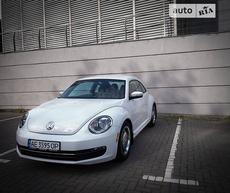 Volkswagen Beetle 2012  випуску Київ з двигуном 2.5 л  купе автомат за 13000 долл. 