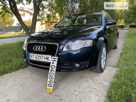 Audi A4 Limousine 2006  випуску Івано-Франківськ з двигуном 2 л дизель універсал механіка за 6300 долл. 