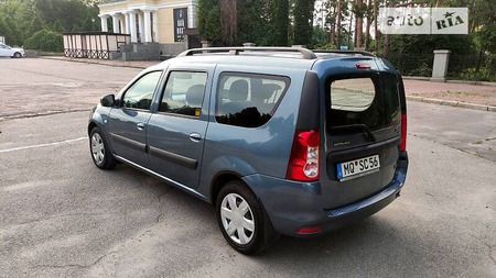 Dacia Logan 2009  випуску Черкаси з двигуном 1.6 л бензин універсал механіка за 5600 долл. 