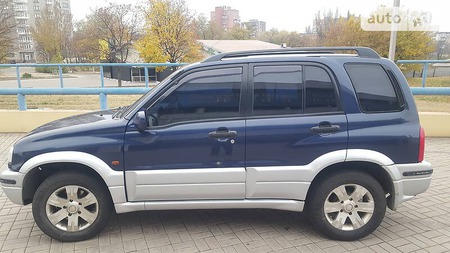 Suzuki Grand Vitara 2003  випуску Донецьк з двигуном 2 л  позашляховик автомат за 6800 долл. 