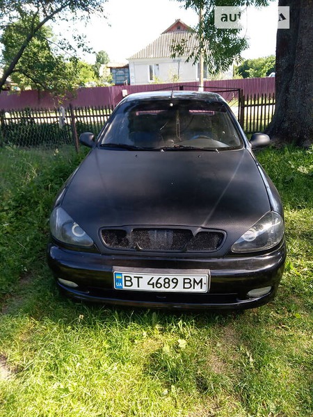 Daewoo Lanos 2008  випуску Хмельницький з двигуном 1.5 л  седан механіка за 2300 долл. 