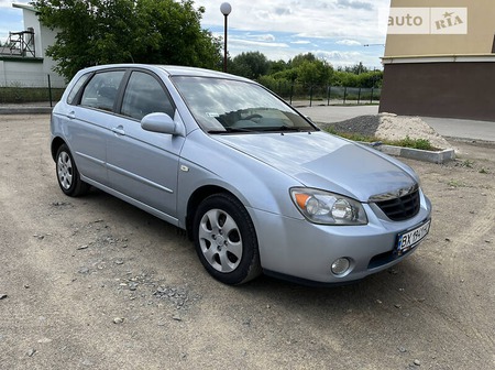 KIA Cerato 2005  випуску Хмельницький з двигуном 2 л бензин хэтчбек механіка за 4000 долл. 