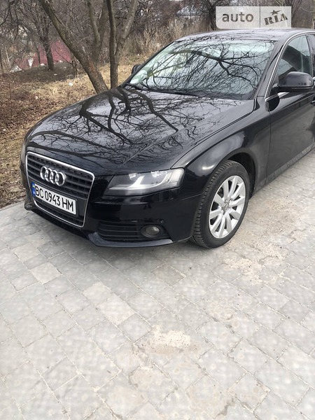 Audi A4 Limousine 2008  випуску Львів з двигуном 2 л дизель седан автомат за 10000 долл. 