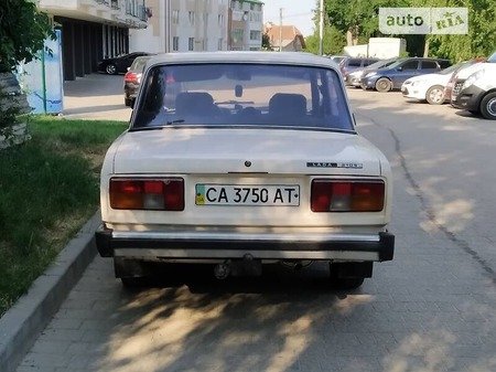 Lada 2105 1990  випуску Львів з двигуном 1.2 л бензин седан механіка за 1100 долл. 