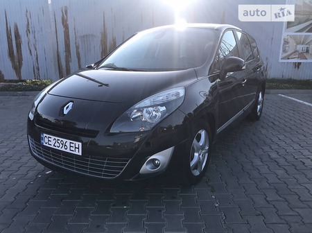 Renault Scenic 2010  випуску Чернівці з двигуном 1.9 л дизель мінівен механіка за 6700 долл. 