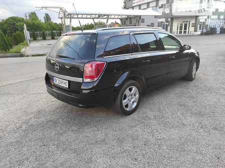 Opel Astra 2006  випуску Рівне з двигуном 0 л бензин універсал механіка за 4490 долл. 