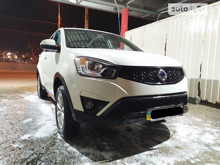 SsangYong Korando 2014  випуску Ужгород з двигуном 2 л  позашляховик механіка за 9000 долл. 