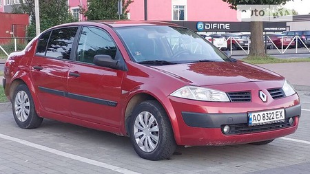 Renault Megane 2005  випуску Хмельницький з двигуном 1.6 л  седан механіка за 3300 долл. 