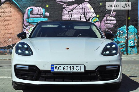Porsche Panamera 2016  випуску Луцьк з двигуном 0 л бензин хэтчбек автомат за 90000 долл. 