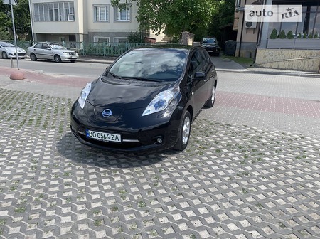 Nissan Leaf 2014  випуску Тернопіль з двигуном 0 л електро хэтчбек автомат за 14000 долл. 