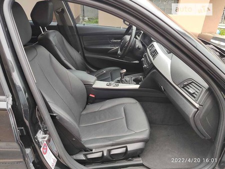BMW 316 2013  випуску Львів з двигуном 0 л дизель універсал механіка за 11300 долл. 