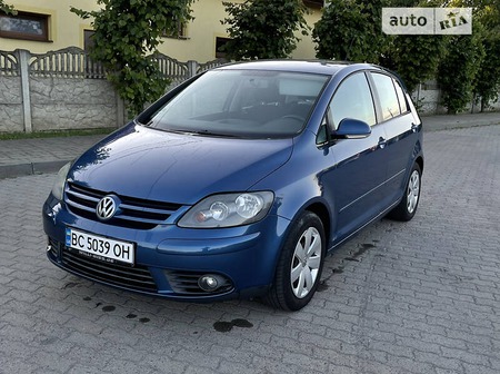 Volkswagen Golf Plus 2006  випуску Львів з двигуном 1.4 л бензин хэтчбек механіка за 4900 долл. 