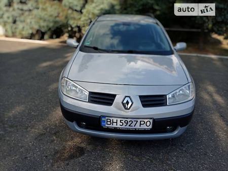 Renault Megane 2004  випуску Одеса з двигуном 1.4 л бензин універсал механіка за 3999 долл. 