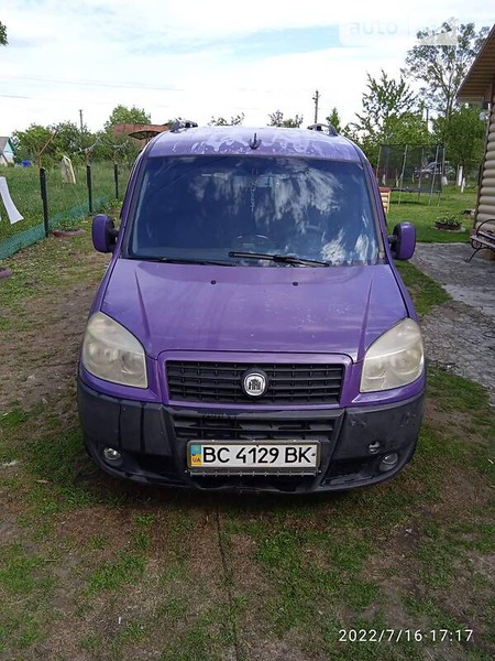 Fiat Doblo 2008  випуску Львів з двигуном 1.3 л дизель мінівен механіка за 4200 долл. 