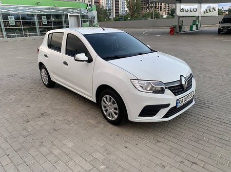 Renault Sandero 2017  випуску Київ з двигуном 1.5 л дизель хэтчбек механіка за 8000 долл. 